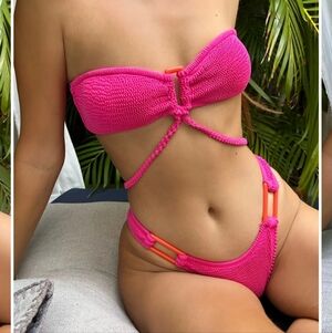 Hoaka - Fuzzy Pink Ecohoaka Top